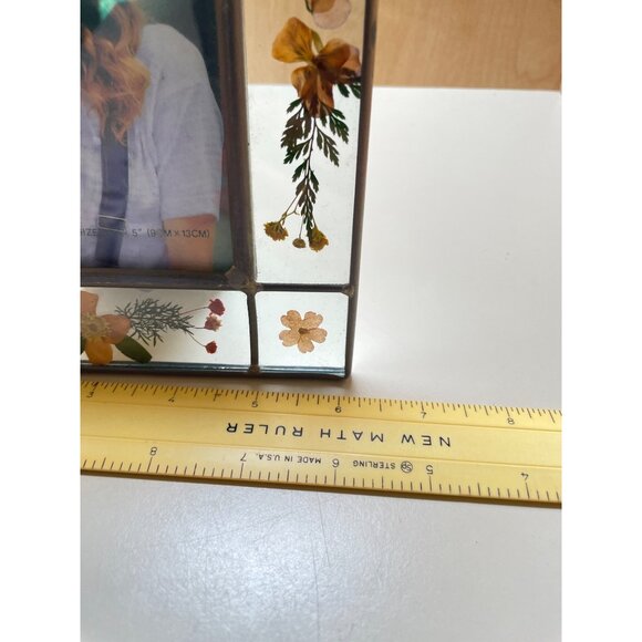 Vintage Dried Flowers Floral Picture Frame 3.5” by 5.25 Metal Clear Acrylic - Picture 10 of 12